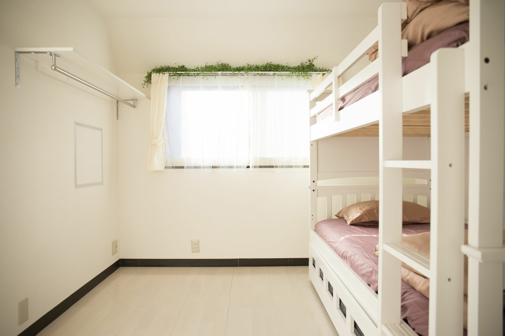 Hyu House Hotel Tokyo Exterior photo